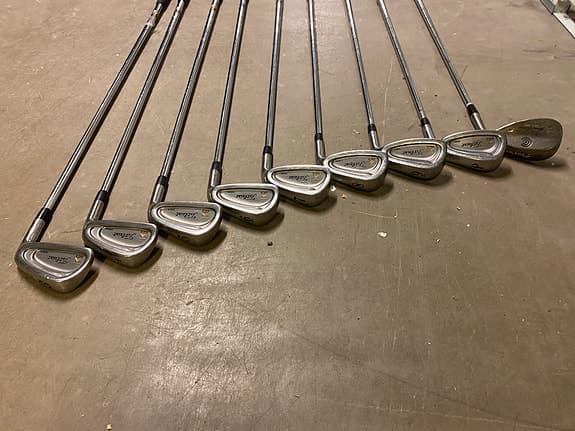 Titleist järnset och drivers golfklubbor