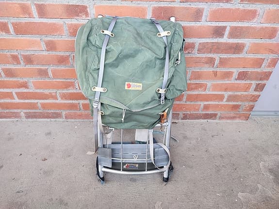 Fjällräven ramryggsäck grön
