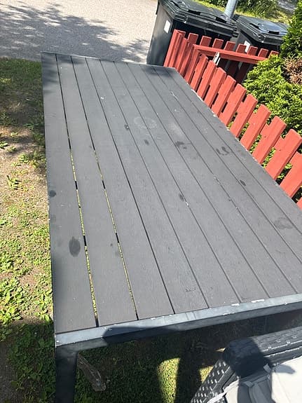 Utemöbler, bord med 6 stolar