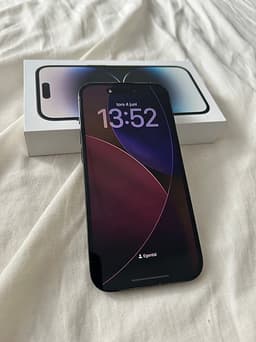 Apple iPhone 14 Pro 128 GB svart