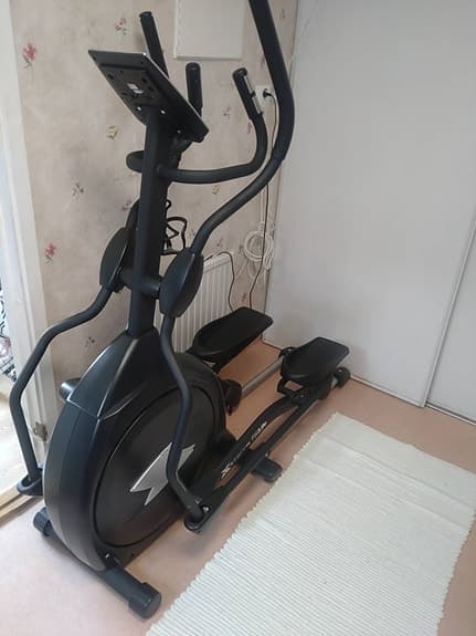 Crosstrainer Xterra FS 3.9e - nära gymkvalitet för hemmet!
