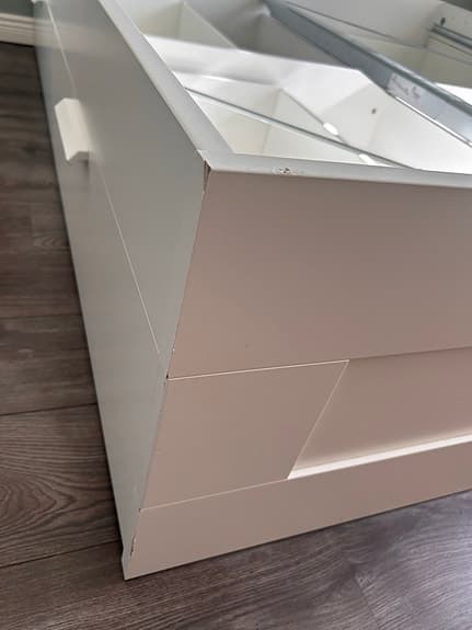 IKEA sängstomme med förvaring vit