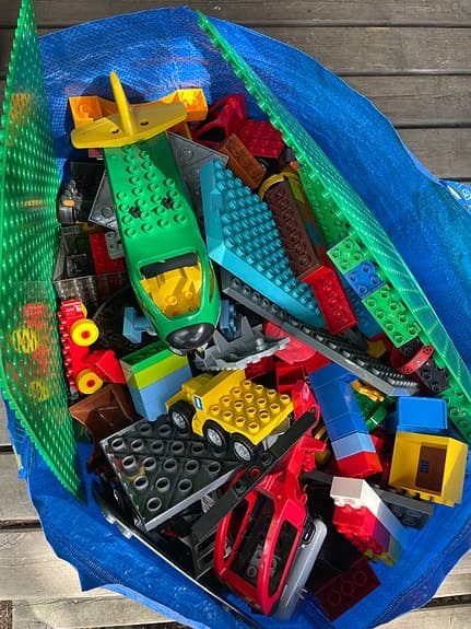 LEGO DUPLO blandade klossar och fordon