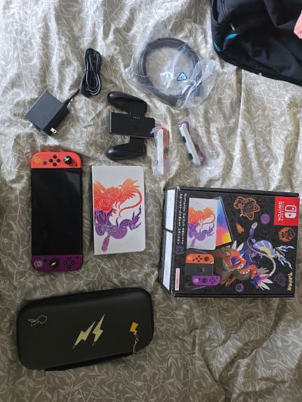 Nintendo Switch OLED Pokemon edition