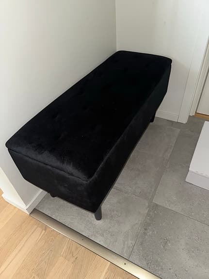 Bänk med förvaring från Jysk