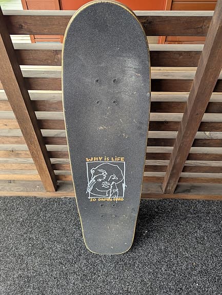 Skateboard knappt använd