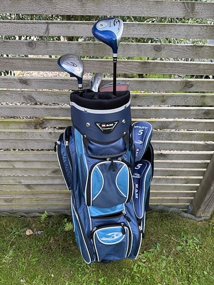 Daklubbor Ram och putter inkl vagnbag