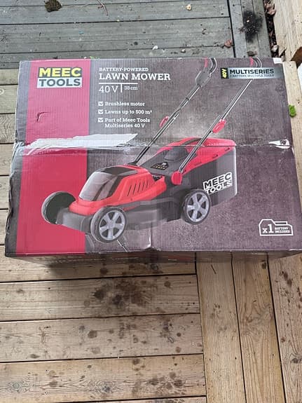 Batteridriven gräsklippare 40 V 38 cm 4 Ah