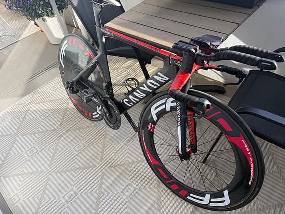 Canyon Speedmax CF – Di2 / Dura-Ace / FFWD Disc