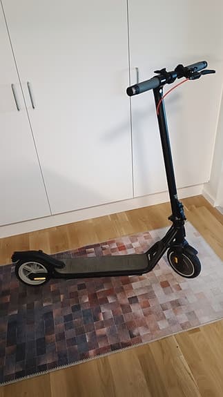 5th Wheel V20 PLUS 300w 25km/h 20km räckvidd
