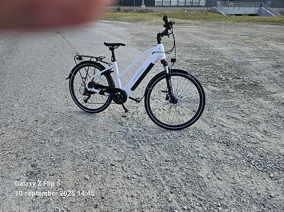 Vit elcykel 26" ram M dammodell