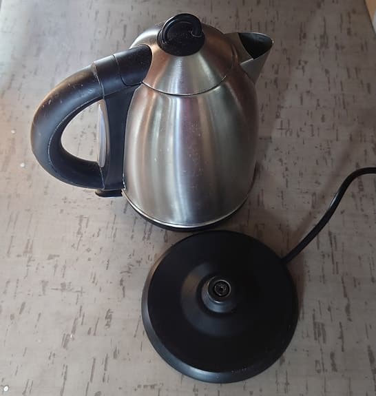 Vattenkokare sladdlös i rostfritt stål