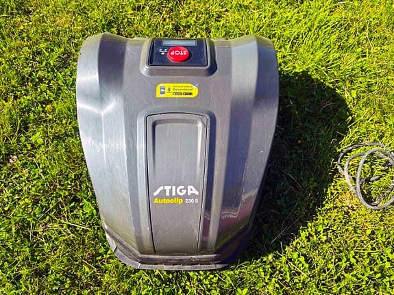 Stiga Autoclip 230 S med nytt batteri