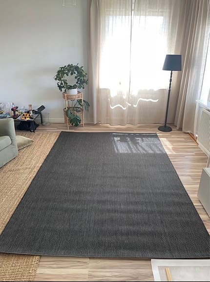 IKEA matta mörkgrå utomhus