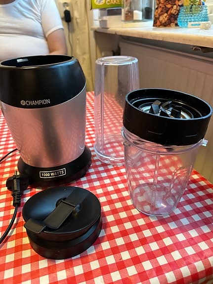 Champion mixer / smoothieblender med två behållare