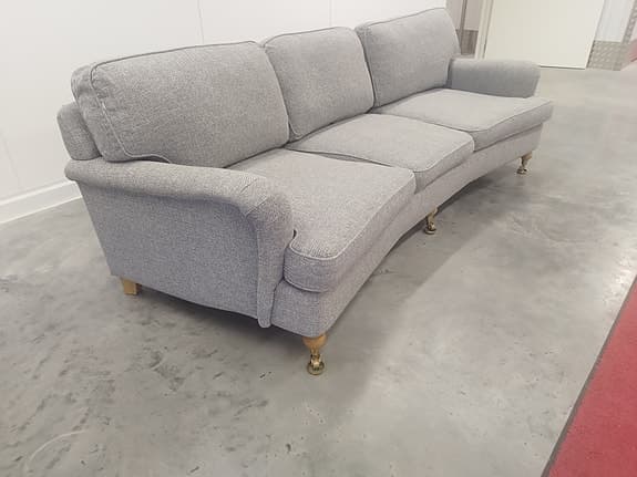 Mio Howard soffa