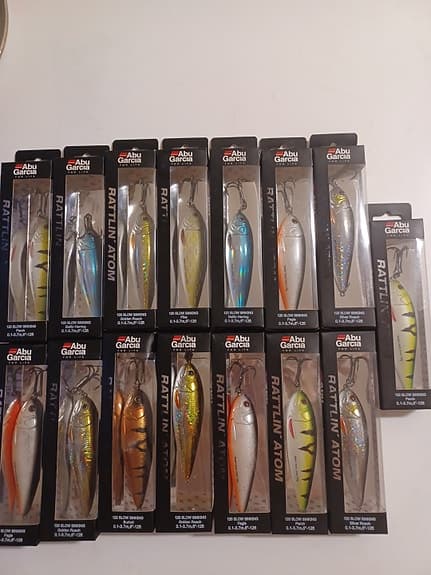 Abu Garcia Rattlin Atom drag – flera färger