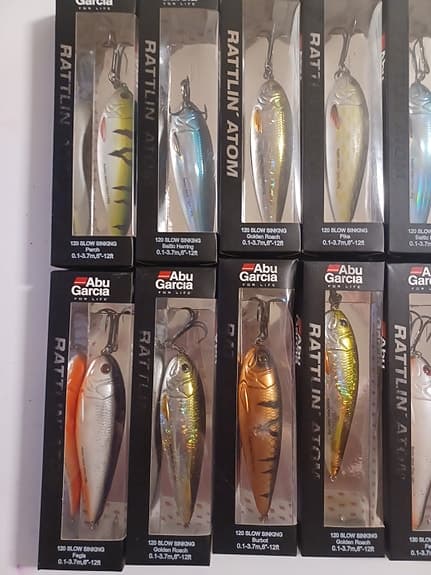 Abu Garcia Rattlin Atom drag – flera färger