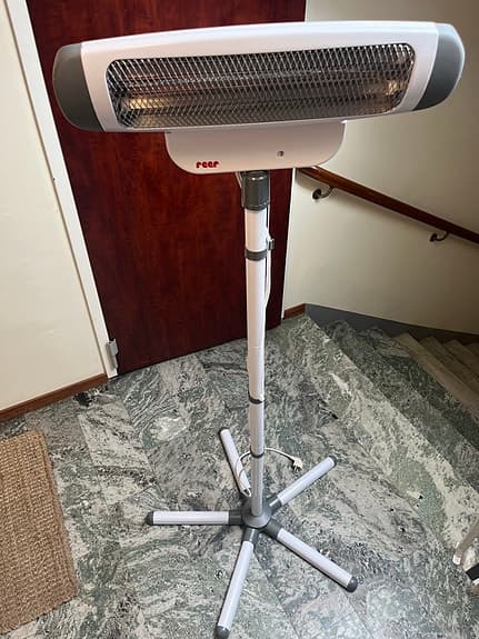 Reer värmelampa/skötbordsvärmare på stativ vit