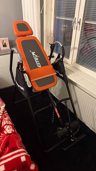 Mastercare inverteringsbänk orange/svart