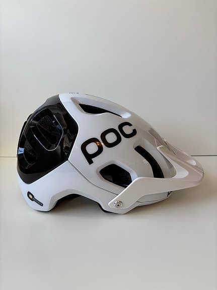 POC Tectal Race MIPS (Strl 59-62) – Nyskick, endast använd 3 timmar!