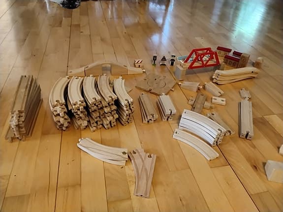 BRIO träräls, broar och tågset