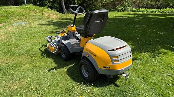 Stiga Park Pro 25 4WD åkgräsklippare