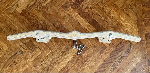 Pull up bar