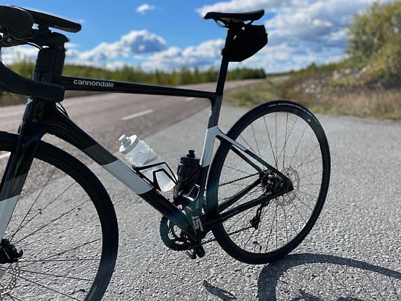 Cannondale Supersix Evo Disc 105