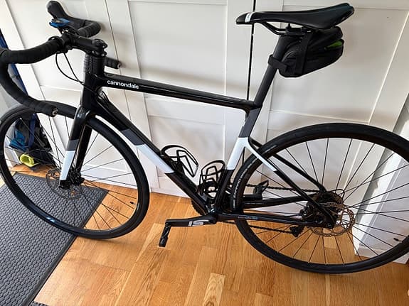 Cannondale Supersix Evo Disc 105