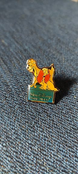 Walt Disney Lady & Lufsen Pin