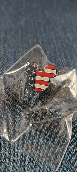 Walt Disney USA Mickey Pin