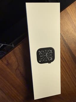 Apple Watch Series 11 GPS + Cell 46 mm skiffer titan