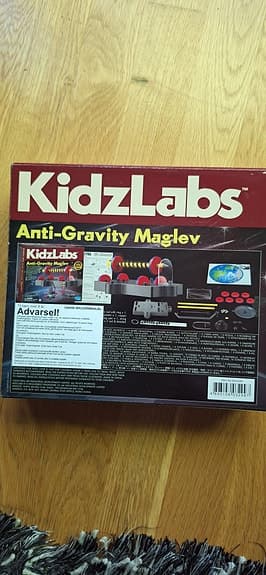 Kidzlabs anti-gravity megalev