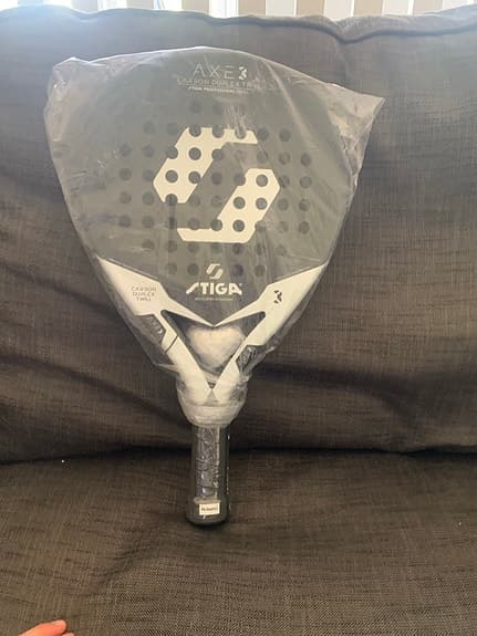 Stiga padelracket svart/vit AXE 3