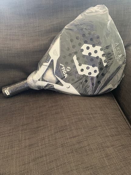Stiga padelracket svart/vit AXE 3