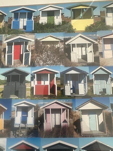 Fotokonst av Jonas Wärngren – Badhytter Falsterbo/Skanör – ramad