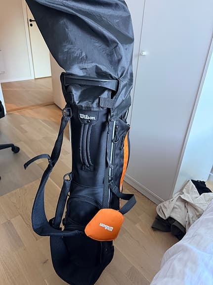 Wilson x31 starter kit, wood 3, hybrid 5a, putter, driver samt golfbag, VÄNSTER