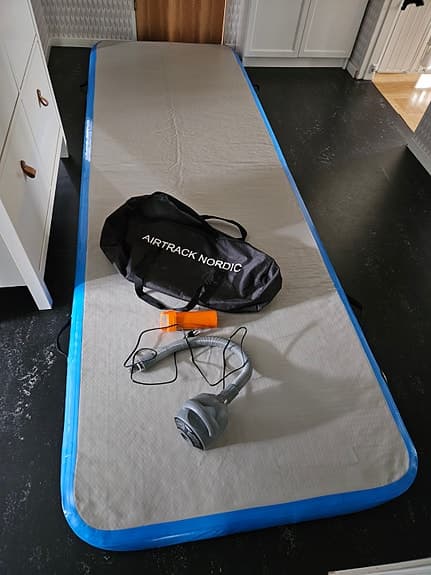 Airtrack Nordic 3 m luftvoltbana  gymnastikmatta