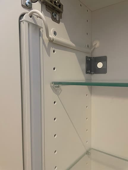 IKEA spegelskåp med belysning Storjorm
