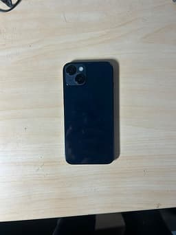 iPhone 13 128 GB svart