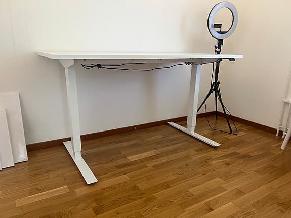 Skrivbord, höj och sänkbart