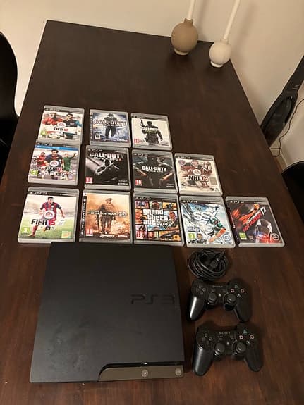 PlayStation 3 konsol med 12 st spel