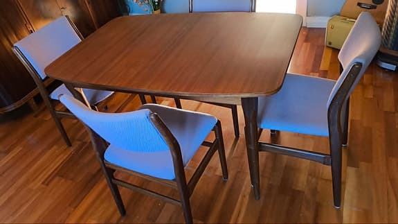 Vintage/retro matgrupp från 1960-talet (Nederländerna)