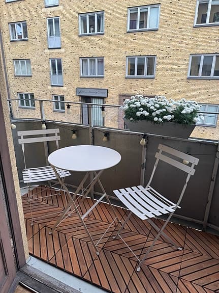 Caféset fällbara balkongbord med två stolar
