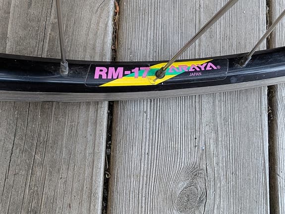 Shimano XTR M900 bakhjul med Araya RM-17 fälg