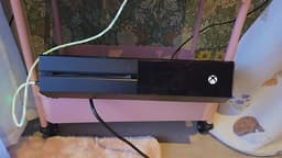 Xbox One 500 GB, 2 kontroller + massa spel
