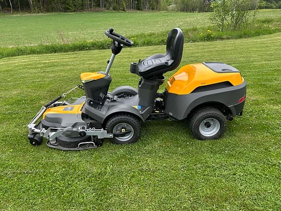 Stiga Park 500WX med Combi 100 E klippbord Nyskick