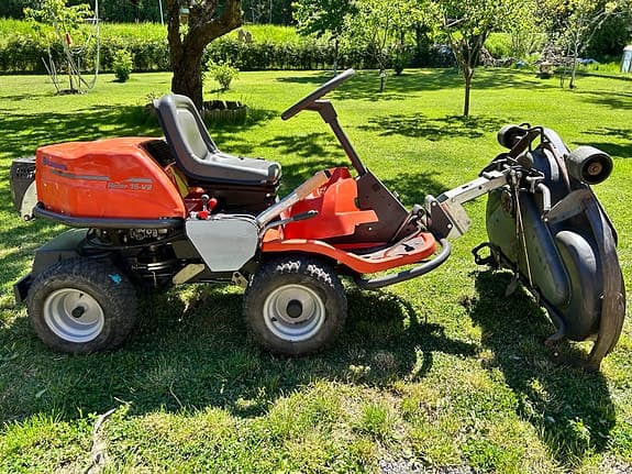 Husqvarna rider 15v2