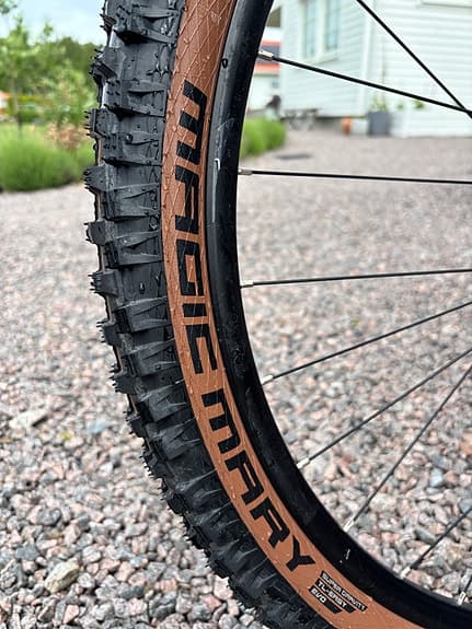 2 St Schwalbe Magic Mary Evo Super Gravity TLE 29x2.40 MTB cykeldäck